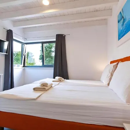 Stella, Pomer, Mit Pool, Sauna Und Whirlpool
